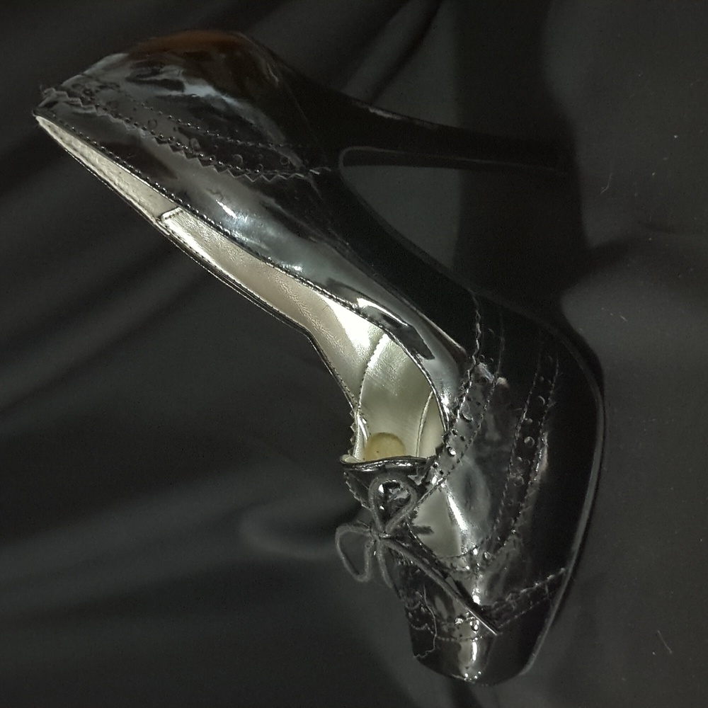 Black stiletto heels - Picture 7 of 12